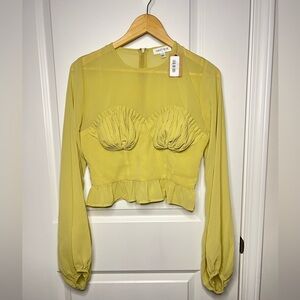 NWT Vestique Light Yellow/ Lime green Sheer Blouse chiffon top Sz L